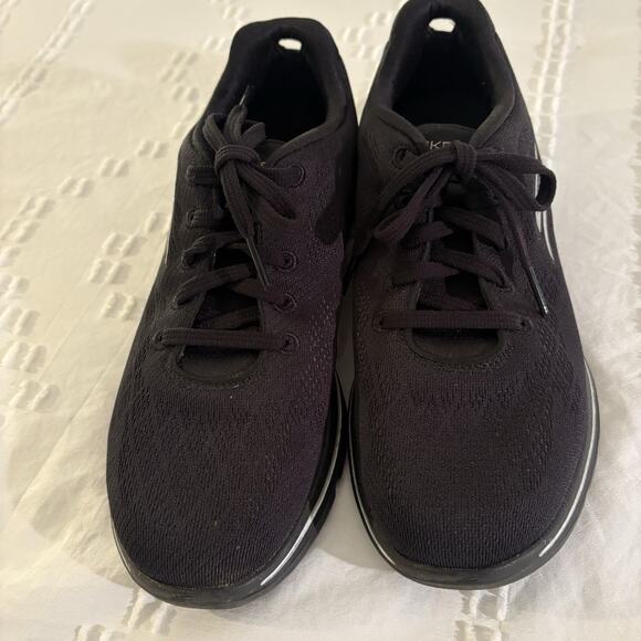 Skechers Ultra GO Black Lightweight Walking Sneakers Comfort Mesh Lace-Up 8.5 - Picture 2 of 6